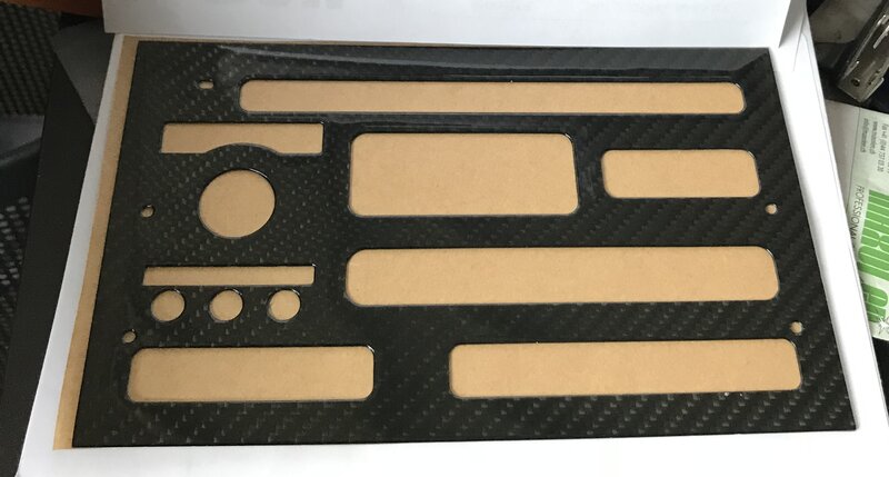 Hirsch Performance Original Carbon Radio Abdeckung Neu