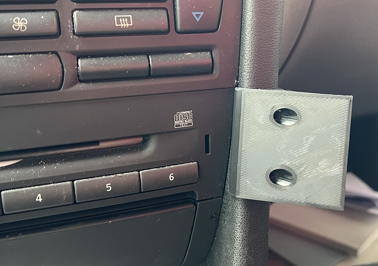 Handy Halterung Saab 9-3 MY02-